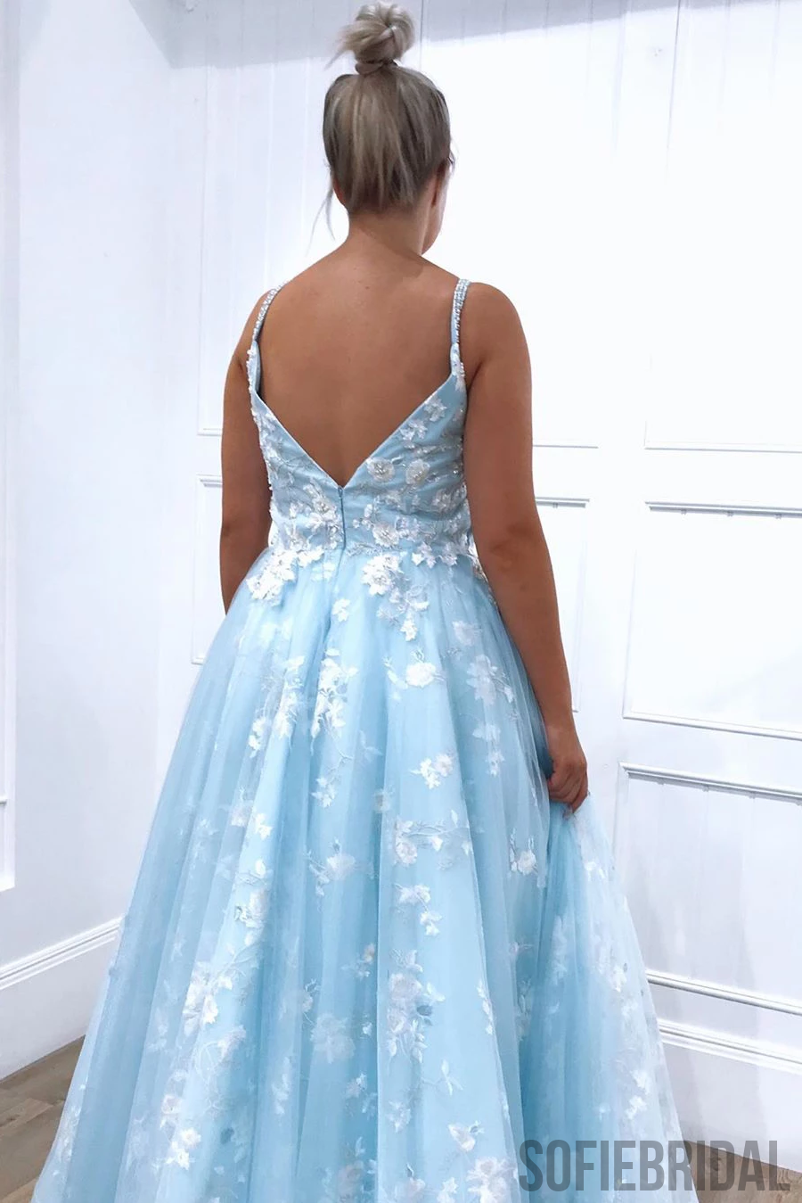 A-line Floor-length Spaghetti Straps V-neck Appliques Long Prom Dresses, PD0108